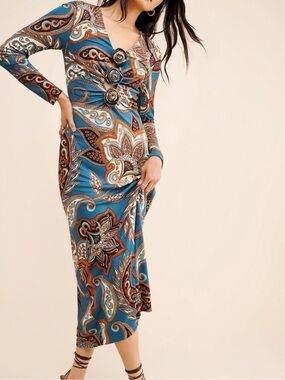 FARM Rio Wonderful Bouquet Midi Dress, sleek silhouette, cut out deep V slit, M